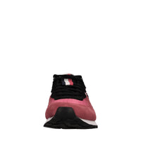 Sneakers in camoscio e tessuto 