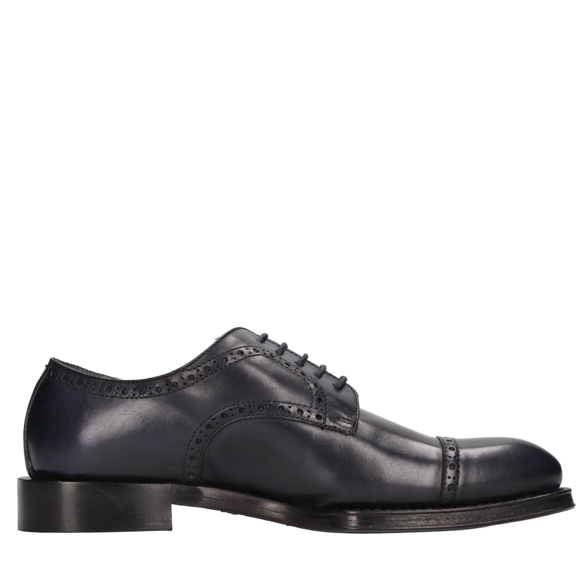 Stringate in pelle 