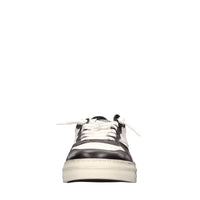 Sneakers in pelle 