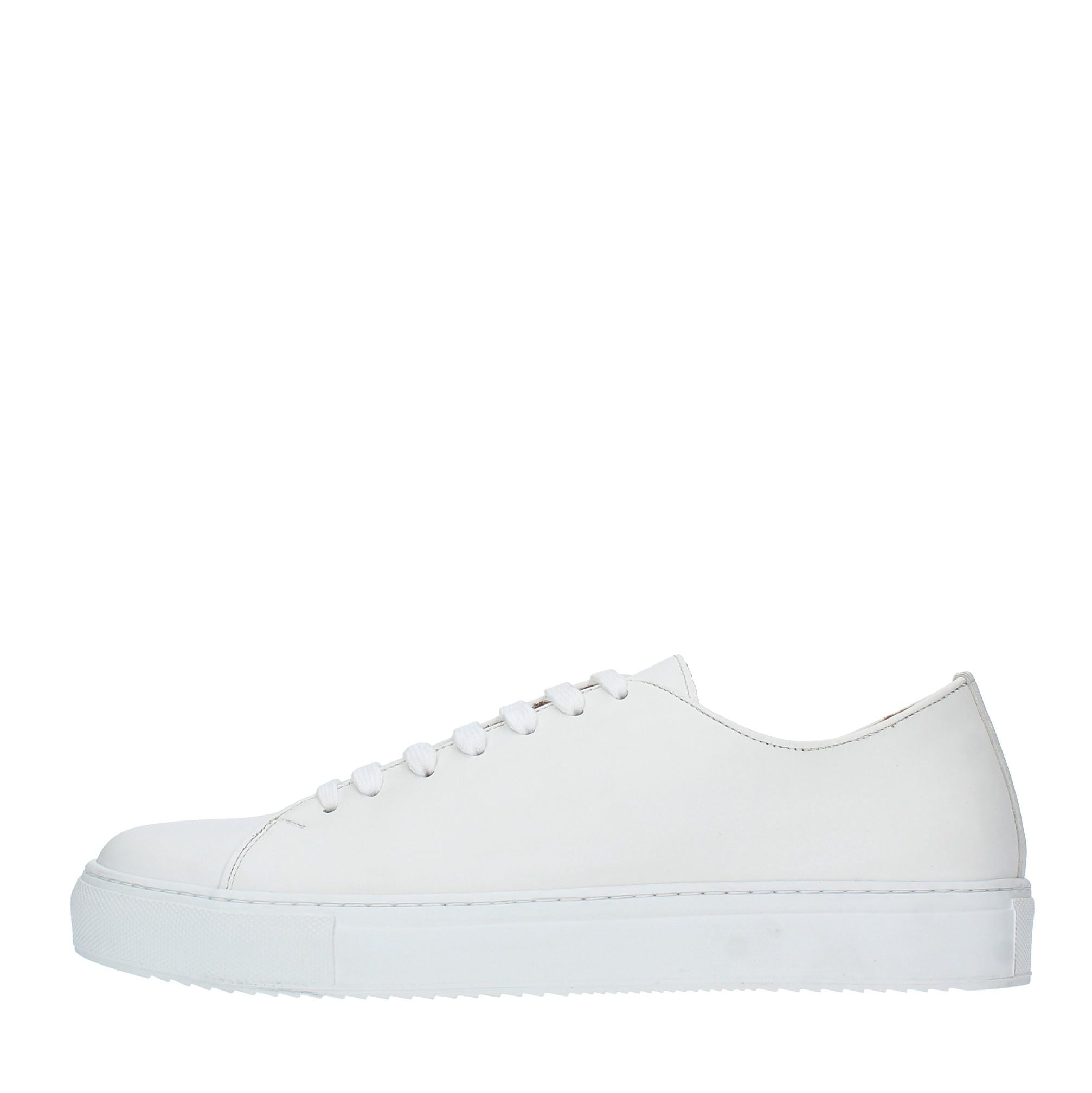 Sneakers in pelle 