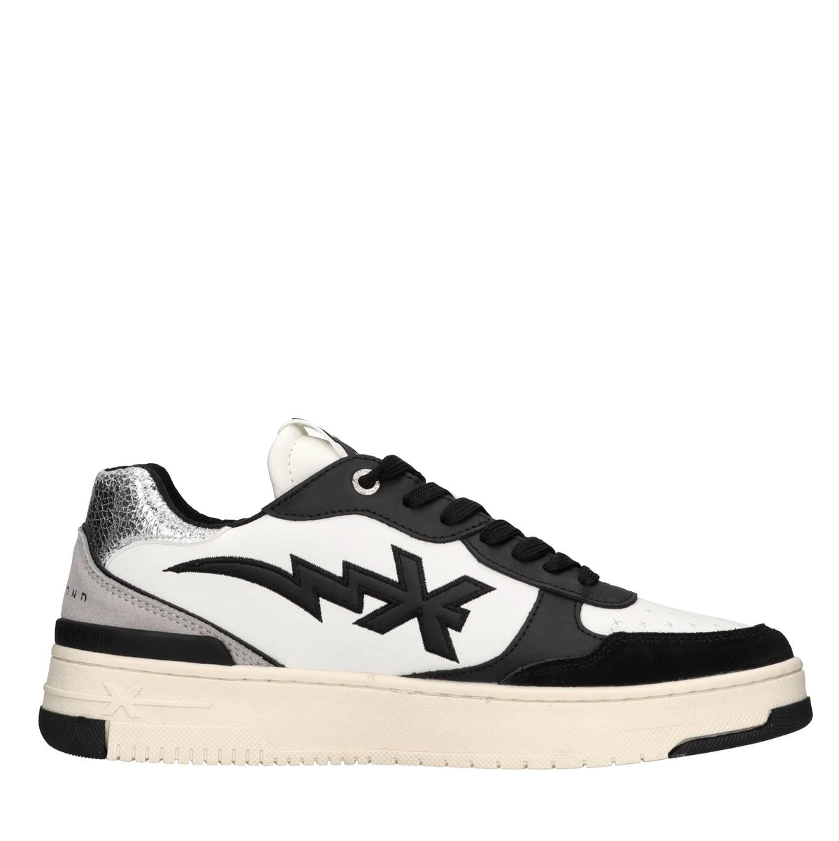 Sneakers in pelle ed ecopelle 