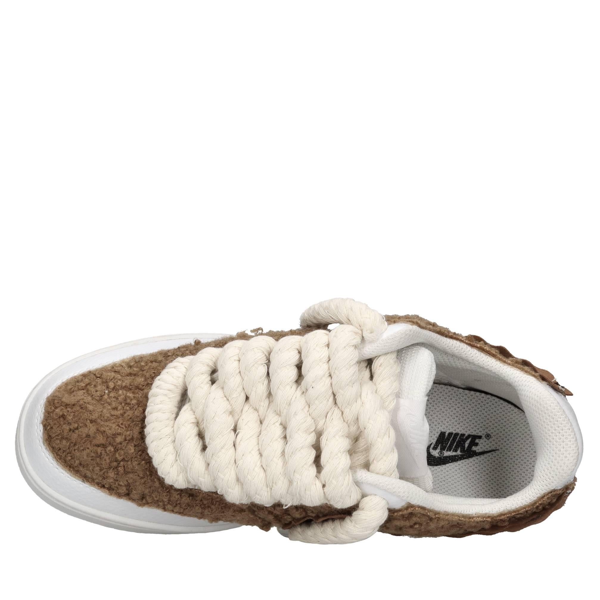 Sneakers in ecopelle ed ecopelliccia 
