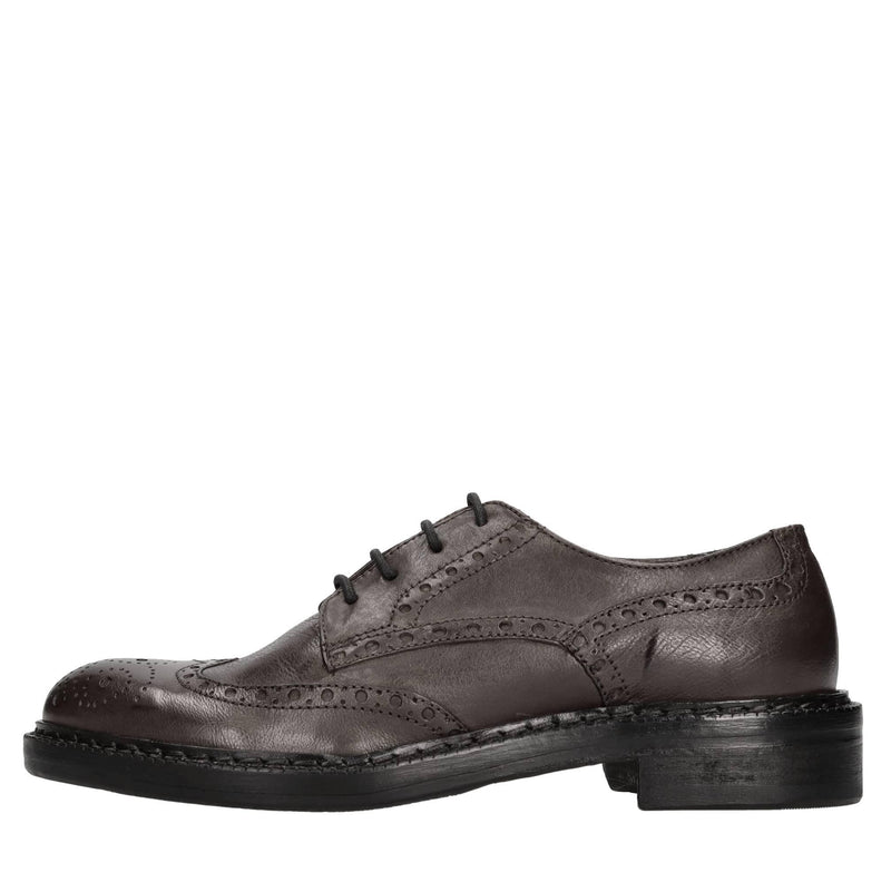 Stringate in pelle 