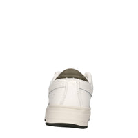 Sneakers in pelle 