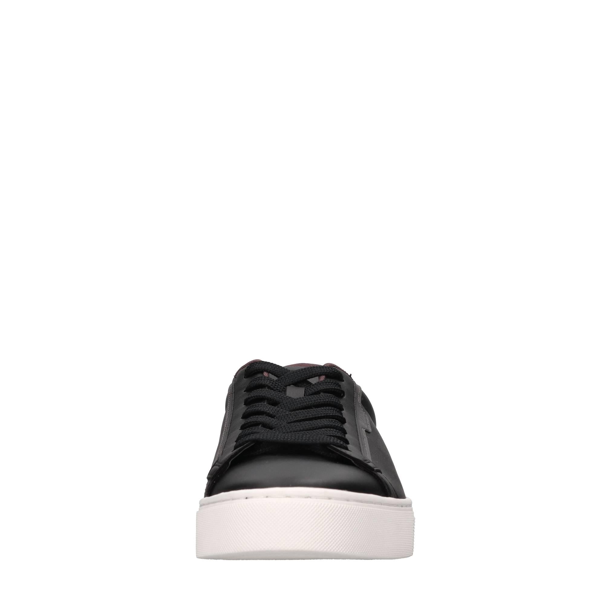 Sneakers in pelle ed ecopelle 
