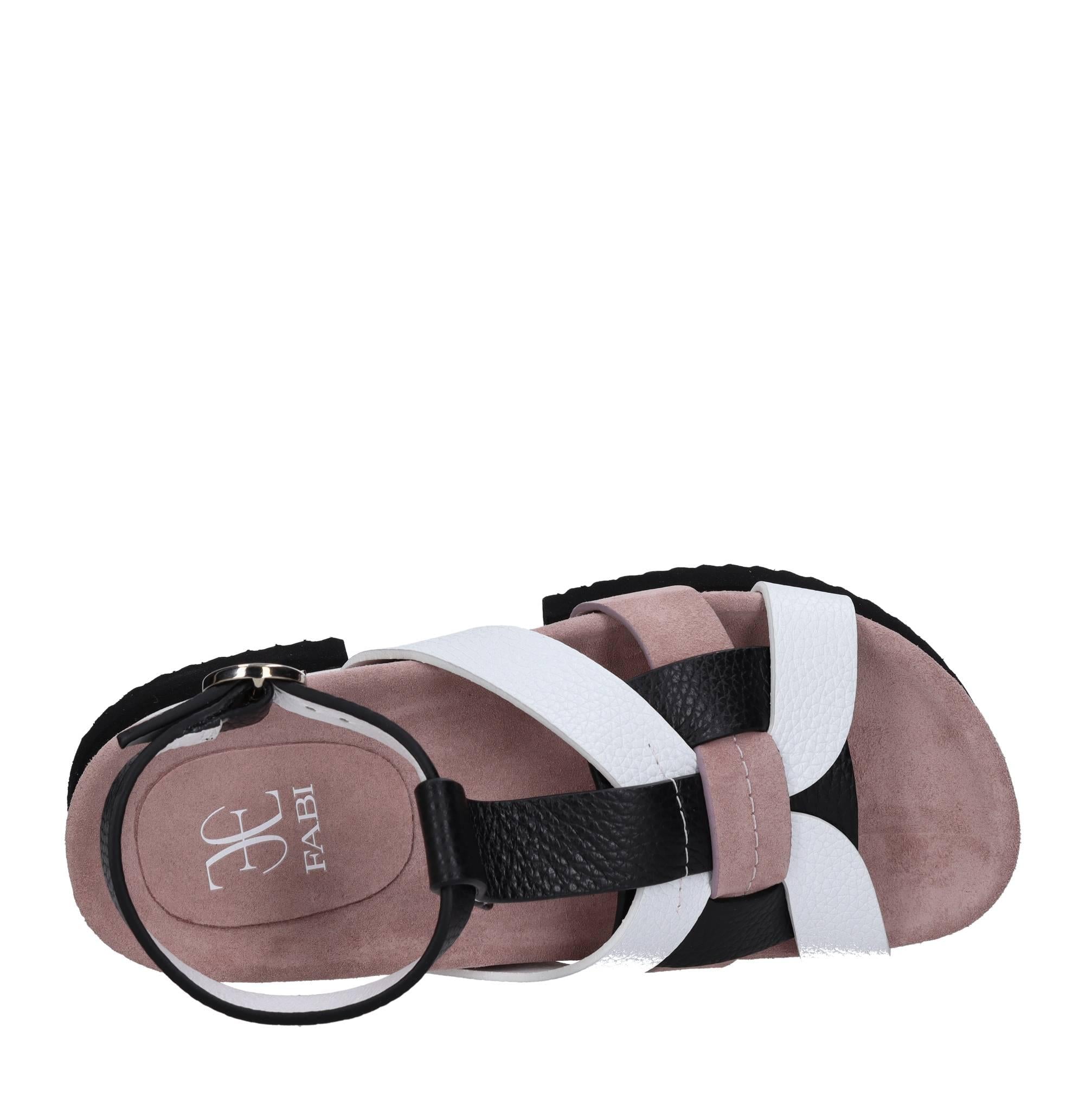 Sandali in pelle e camoscio 