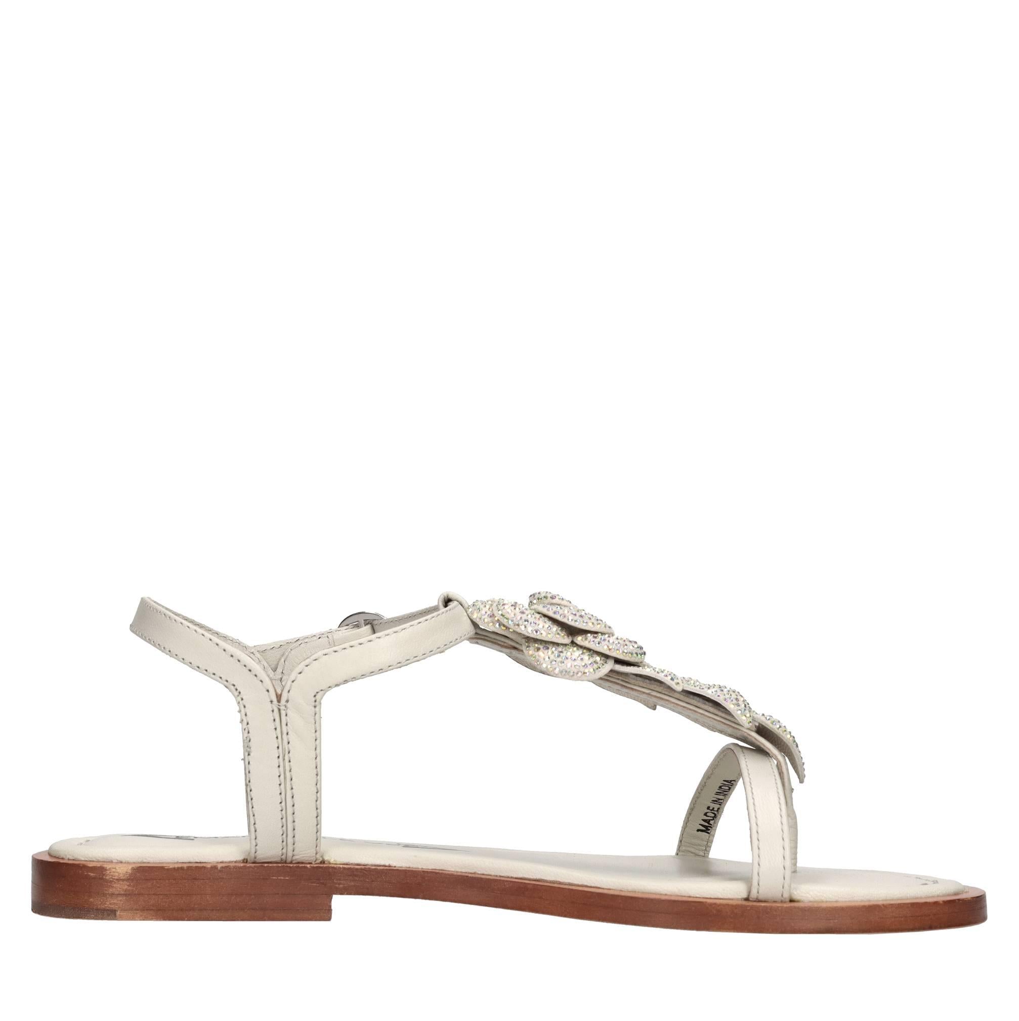 Sandali flat in pelle 