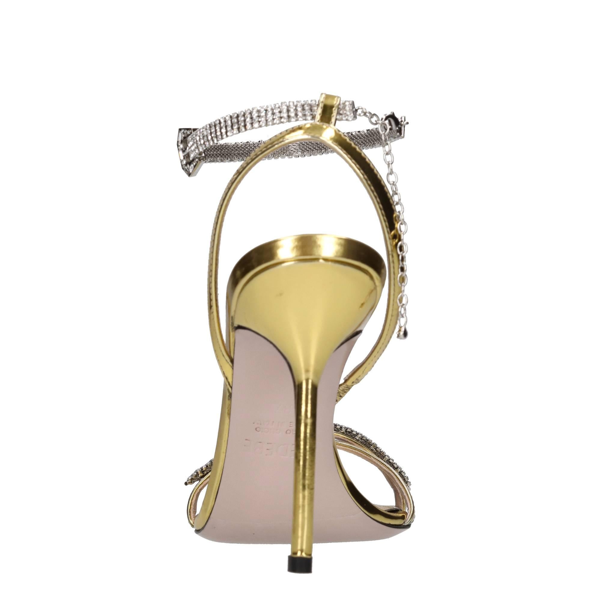 Sandali in pelle e strass 
