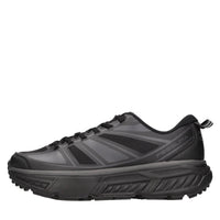 Sneakers modello in tessuto tecnico con inserti in gomma 
