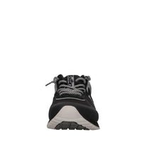 Sneakers in camoscio e tessuto 