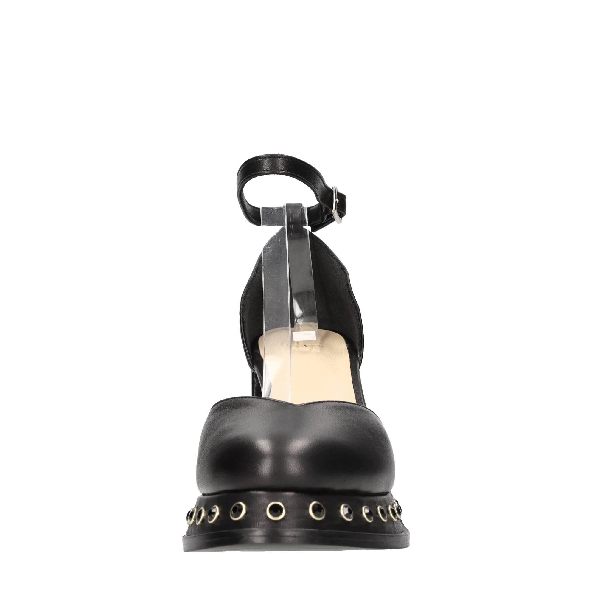 Décolleté modello VARLOT STUDS in pelle 