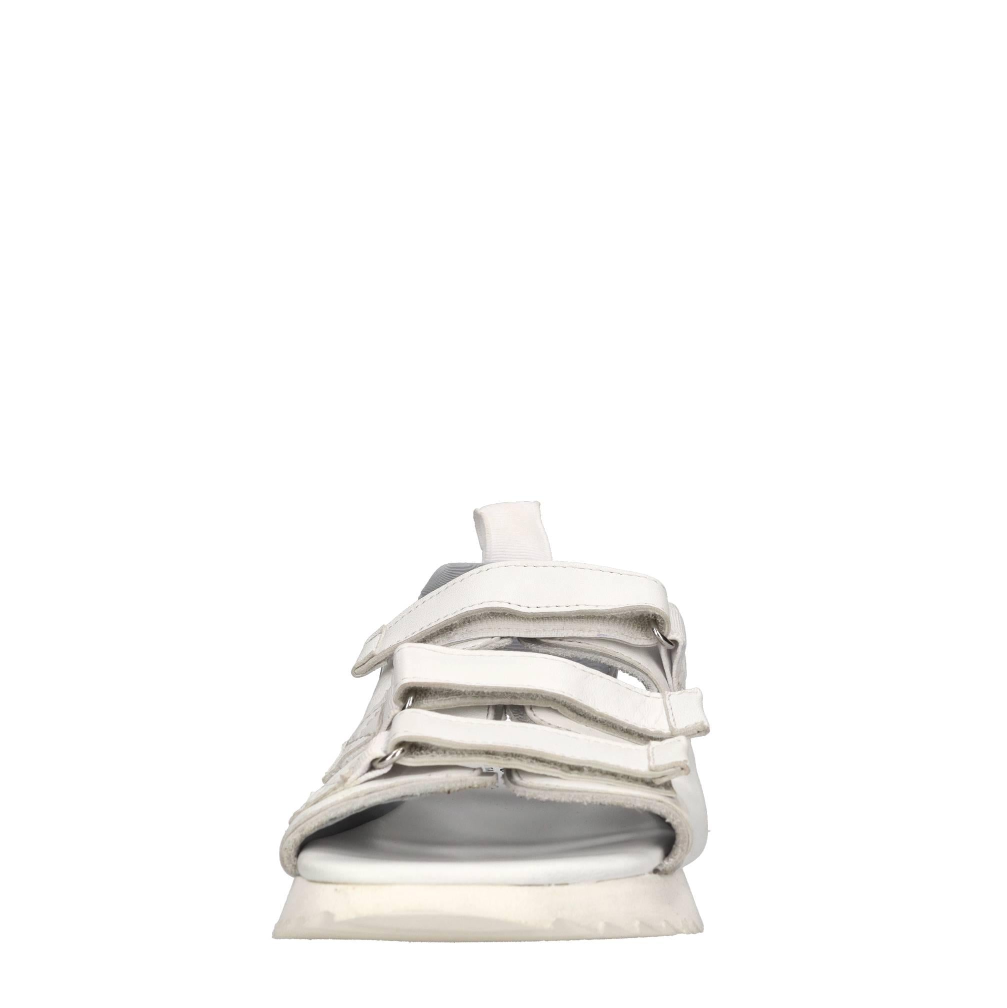 Sandali modello Ivy Dreamer in pelle 