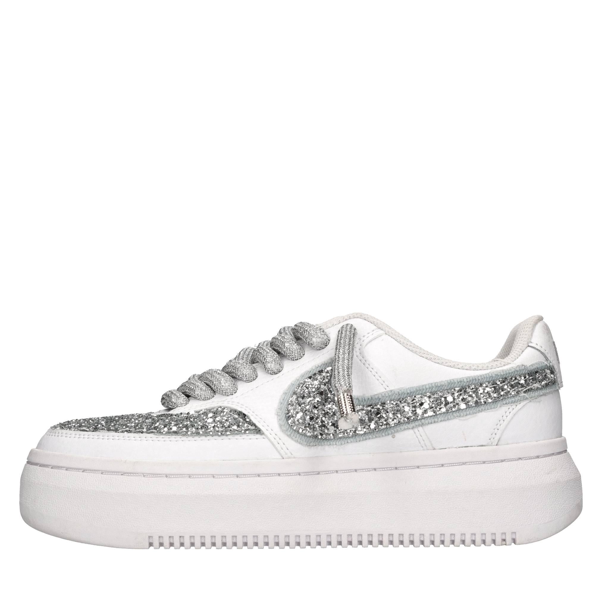 Sneakers in pelle 
