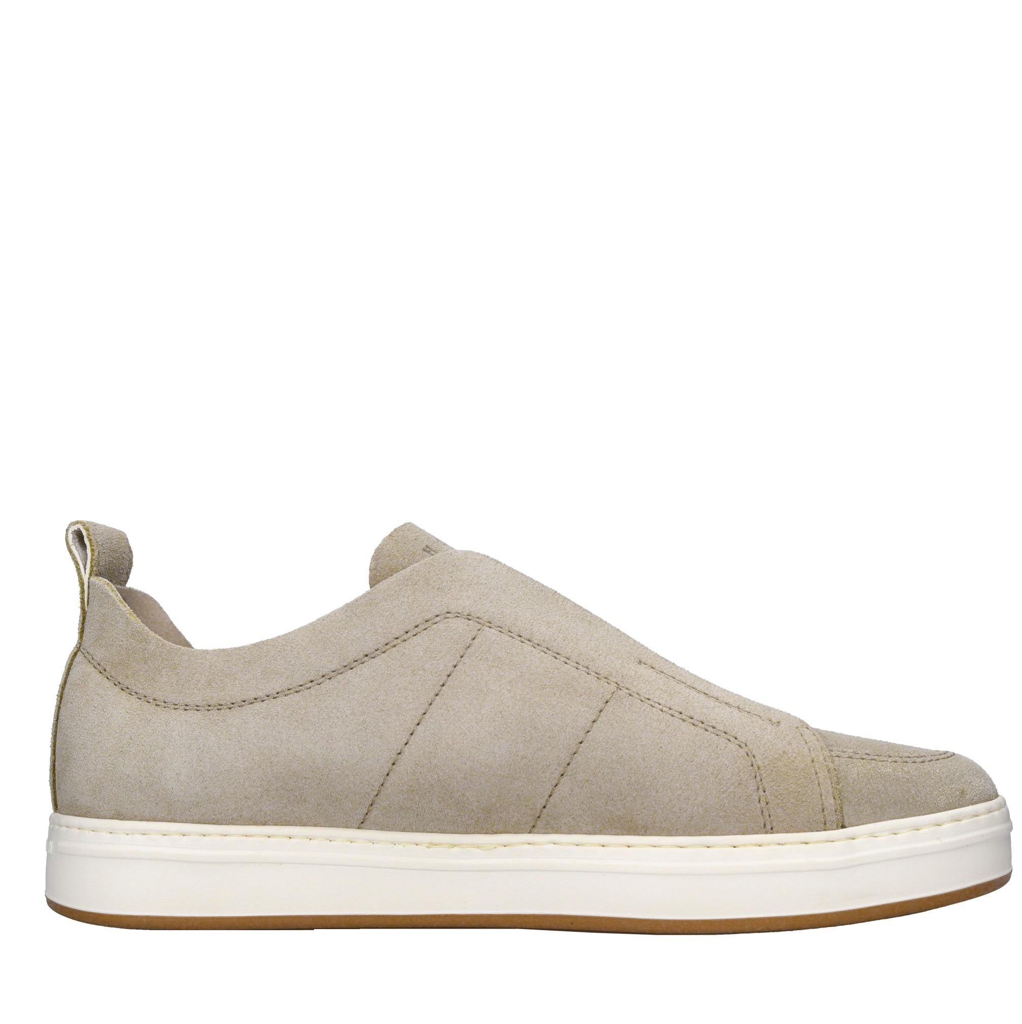 Slip on in camoscio 