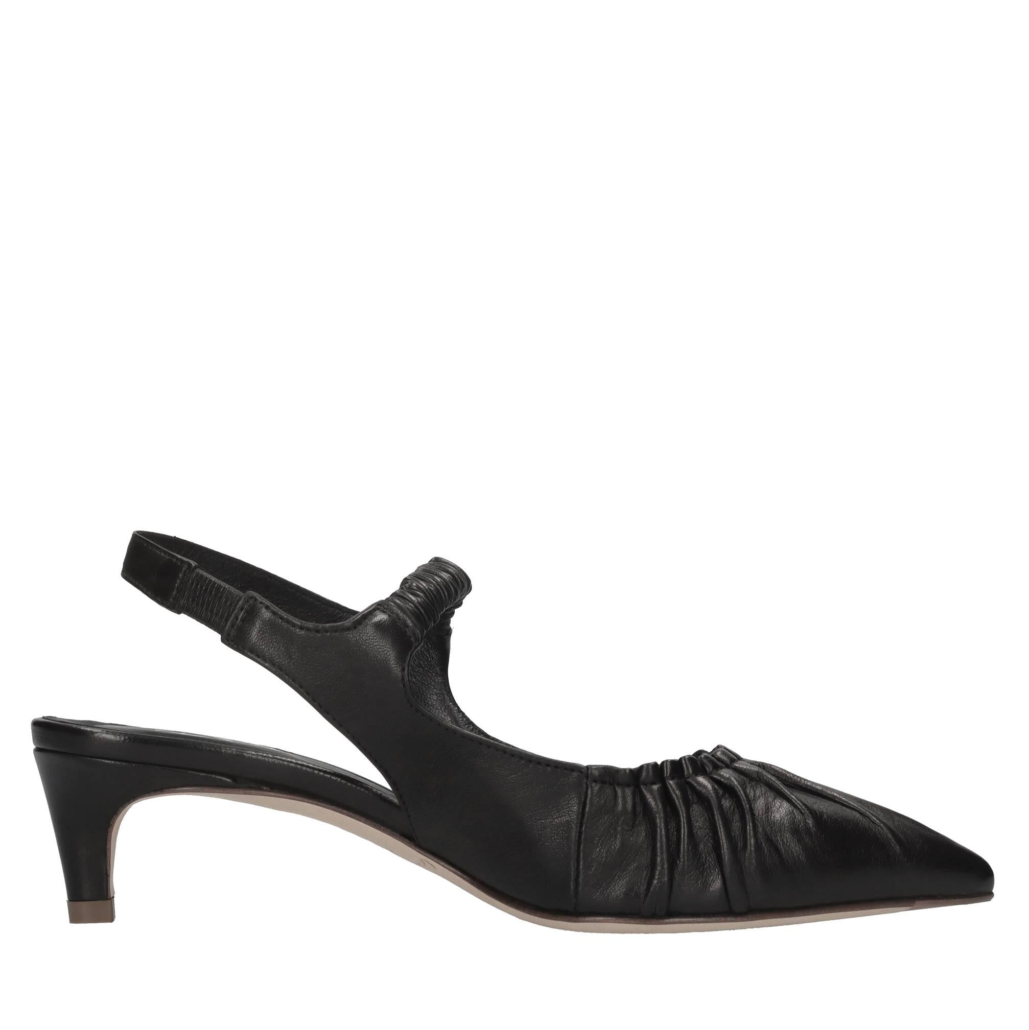 Décolleté slingback in pelle 