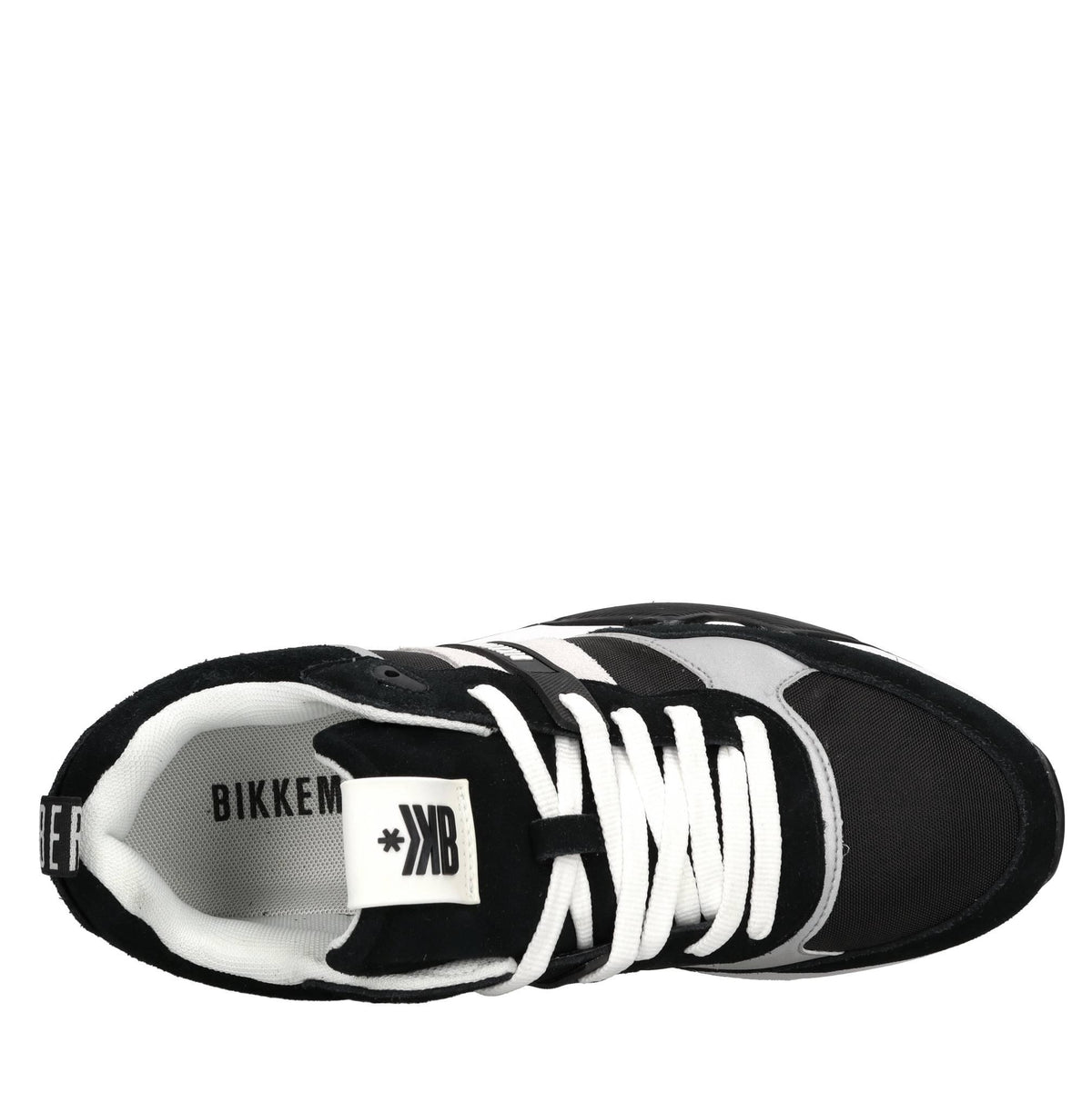 Sneakers in camoscio, ecopelle e tessuto 