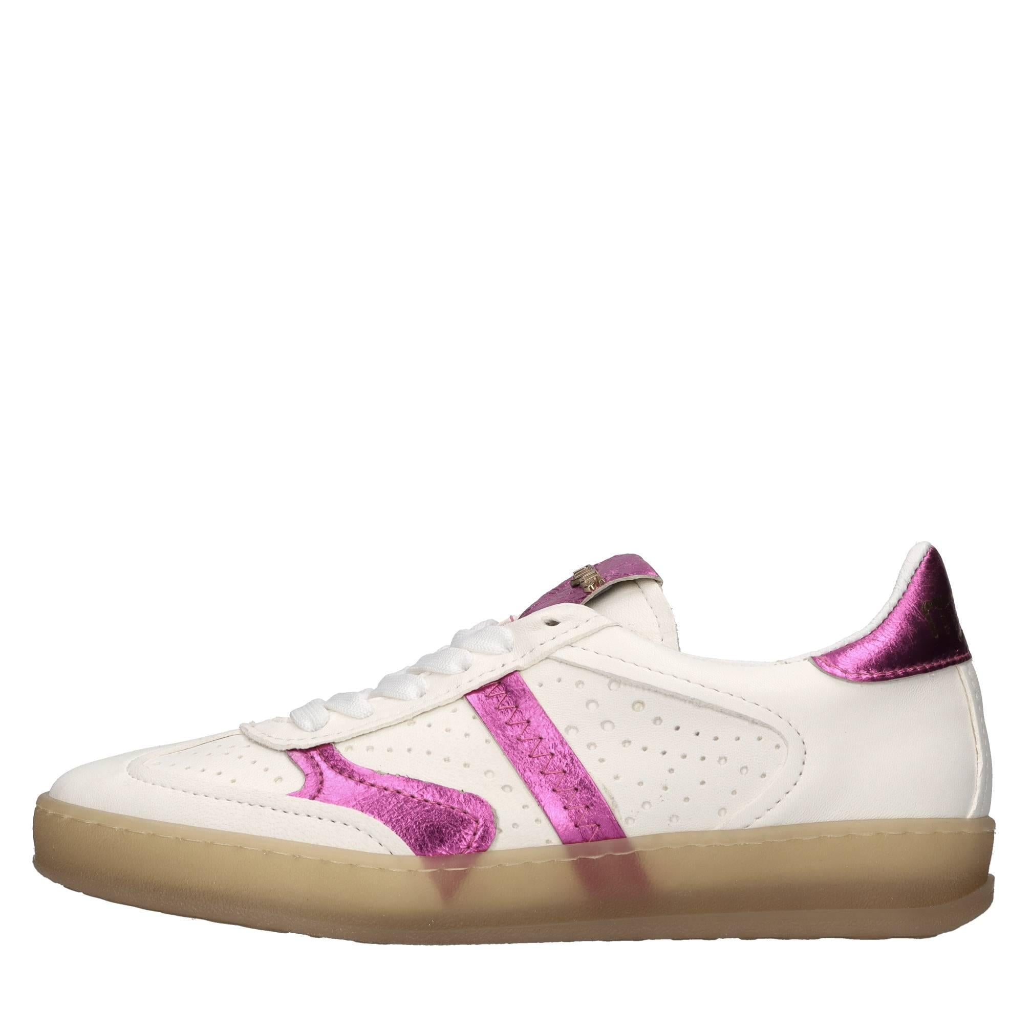 Sneakers in pelle 