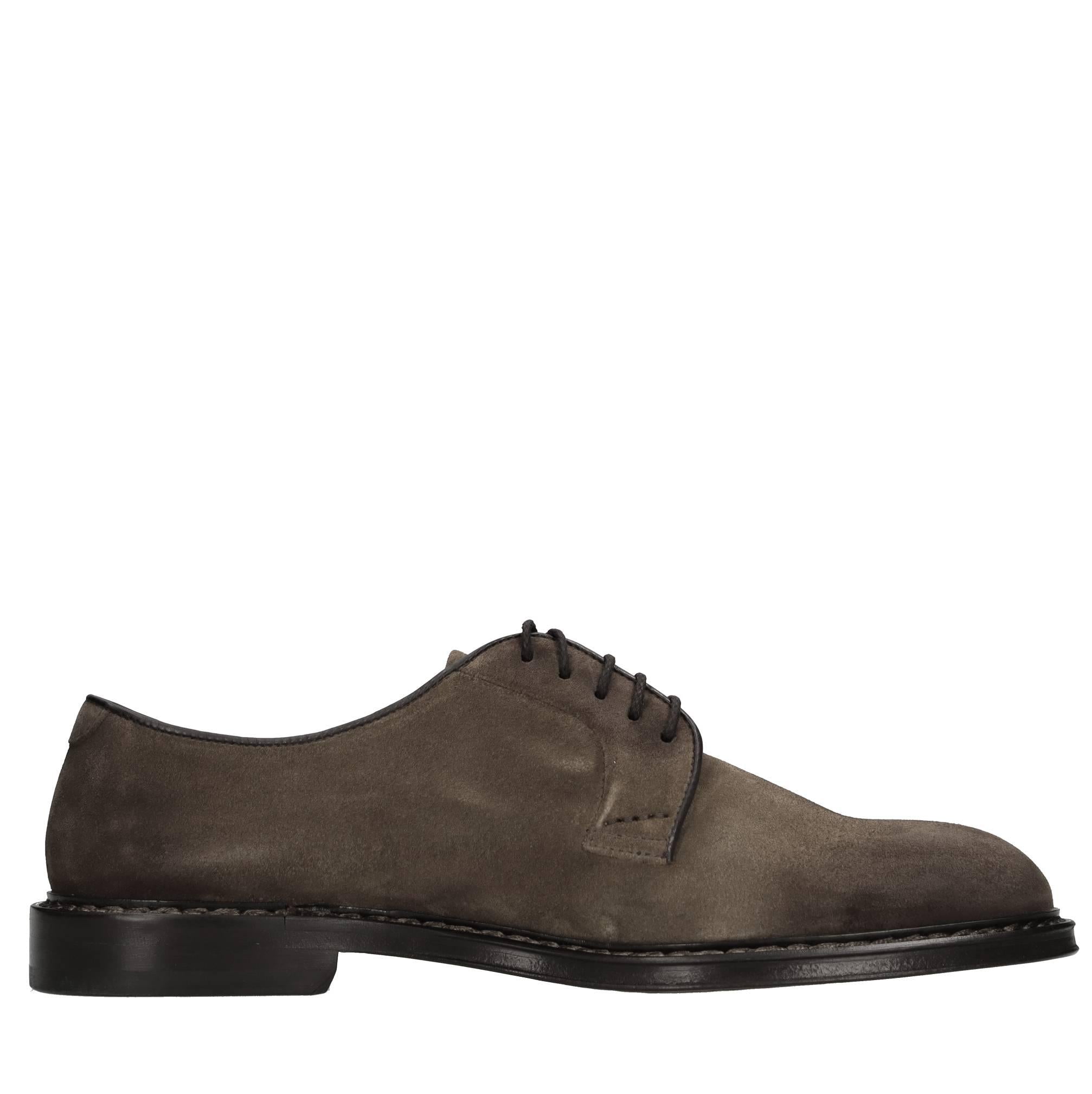 Stringate in pelle 
