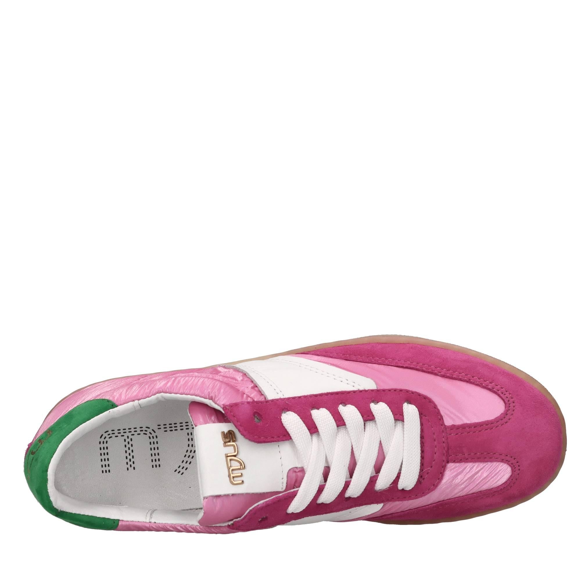 Sneakers in pelle e tessuto 