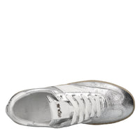 Sneakers in pelle 