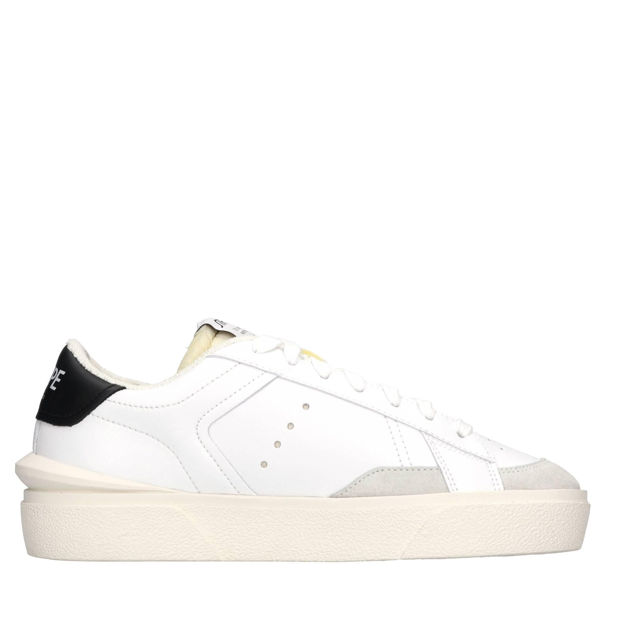 Sneakers in pelle e tessuto 