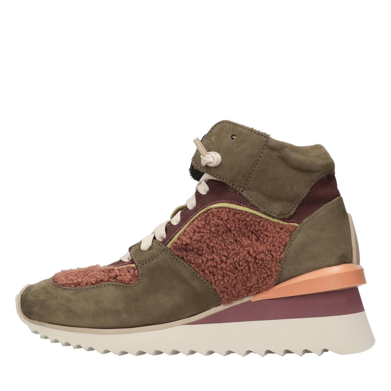 Sneakers alte in pelle e tessuto 