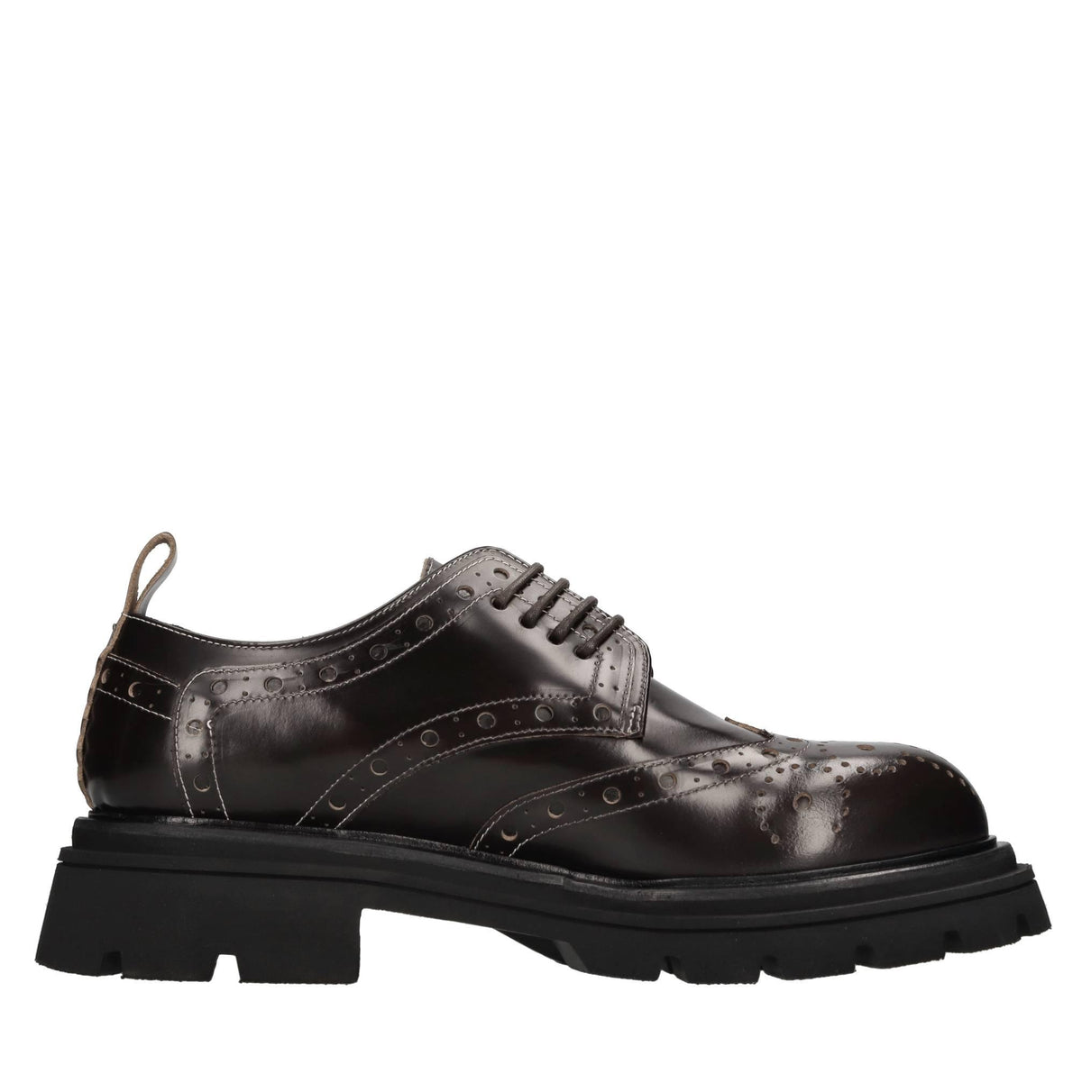Stringate in pelle 