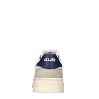 Sneakers in pelle 
