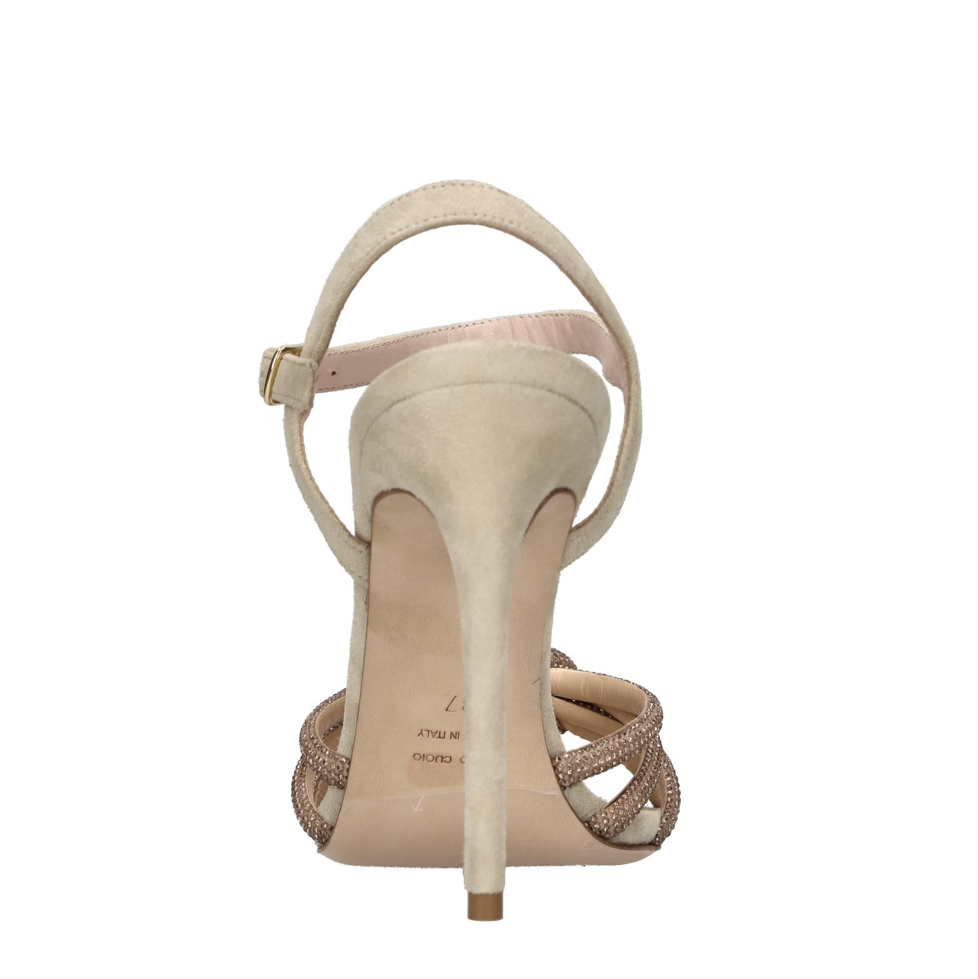 Sandali in pelle ed ecopelle 