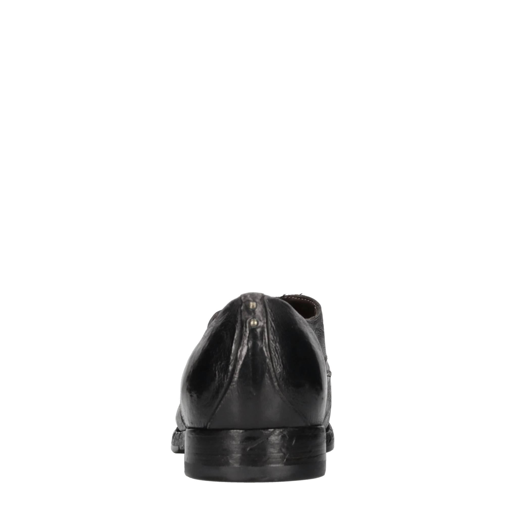 Stringate in pelle 