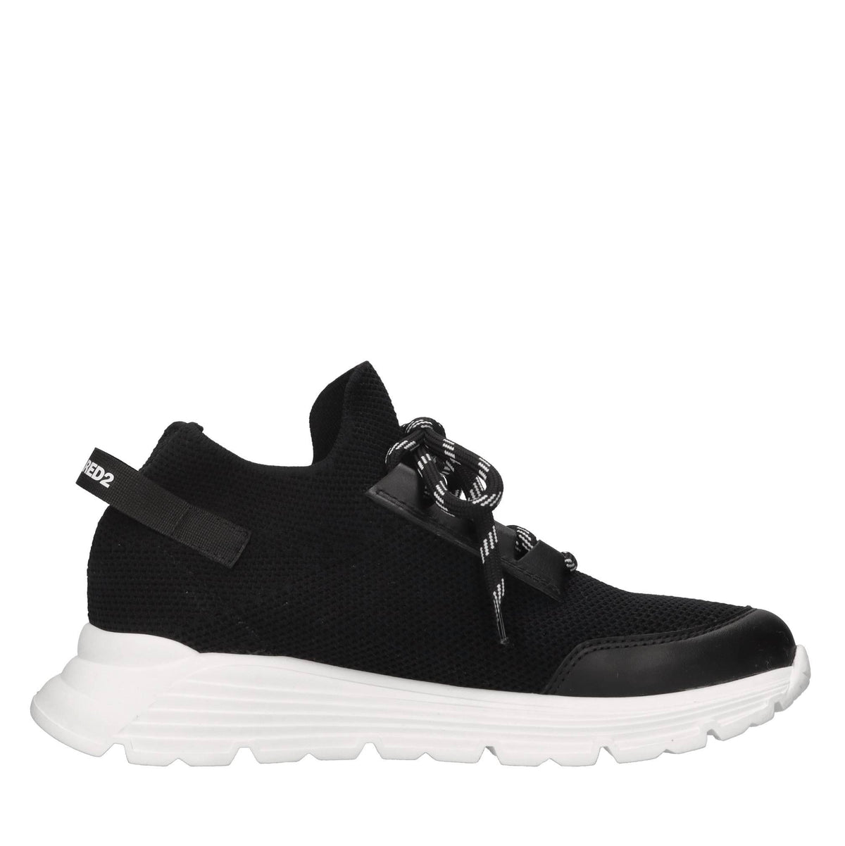 Sneakers in pelle e tessuto 