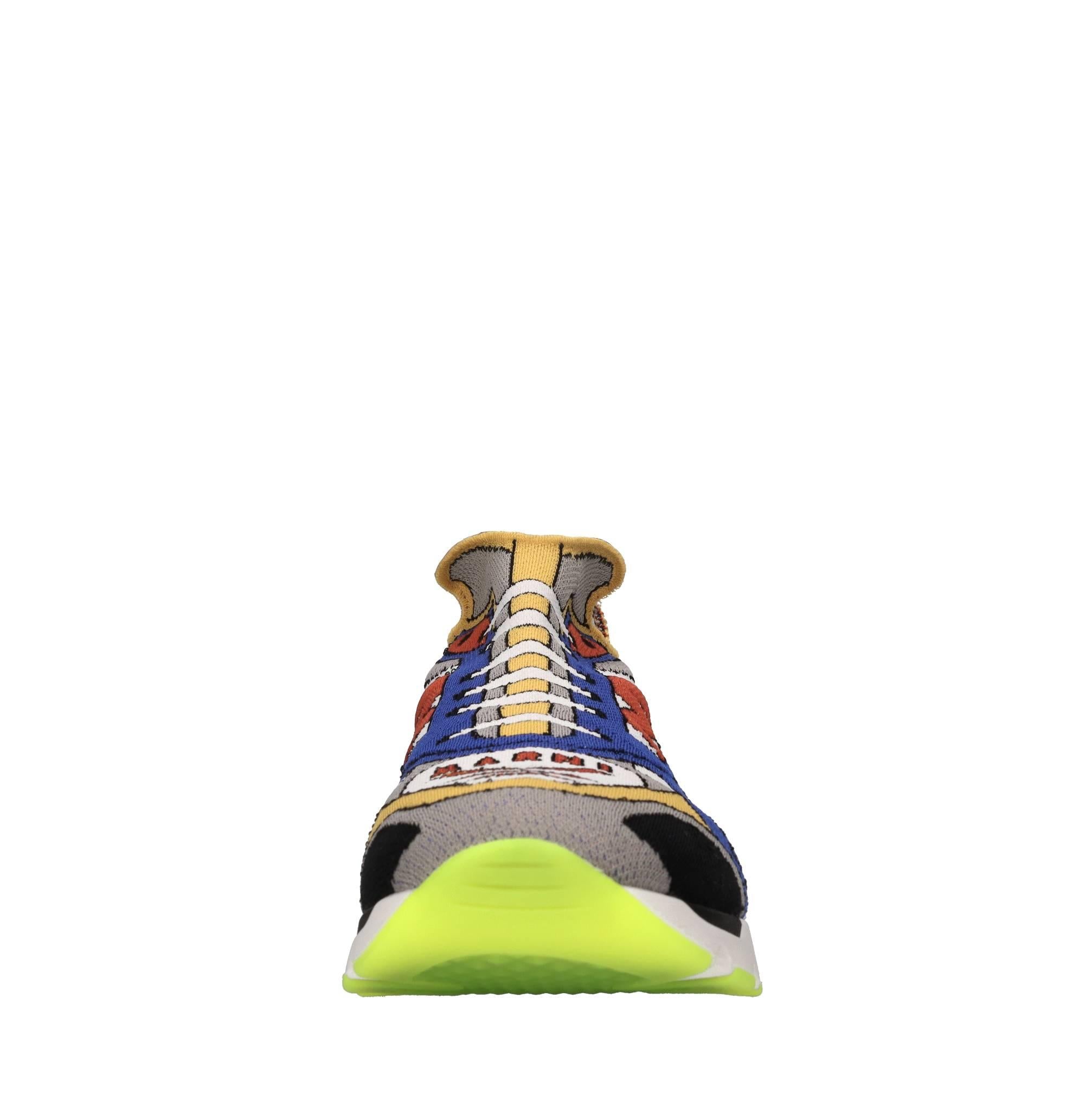 Sneakers in tessuto elasticizzato 