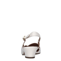 Décolleté slingback in pelle 