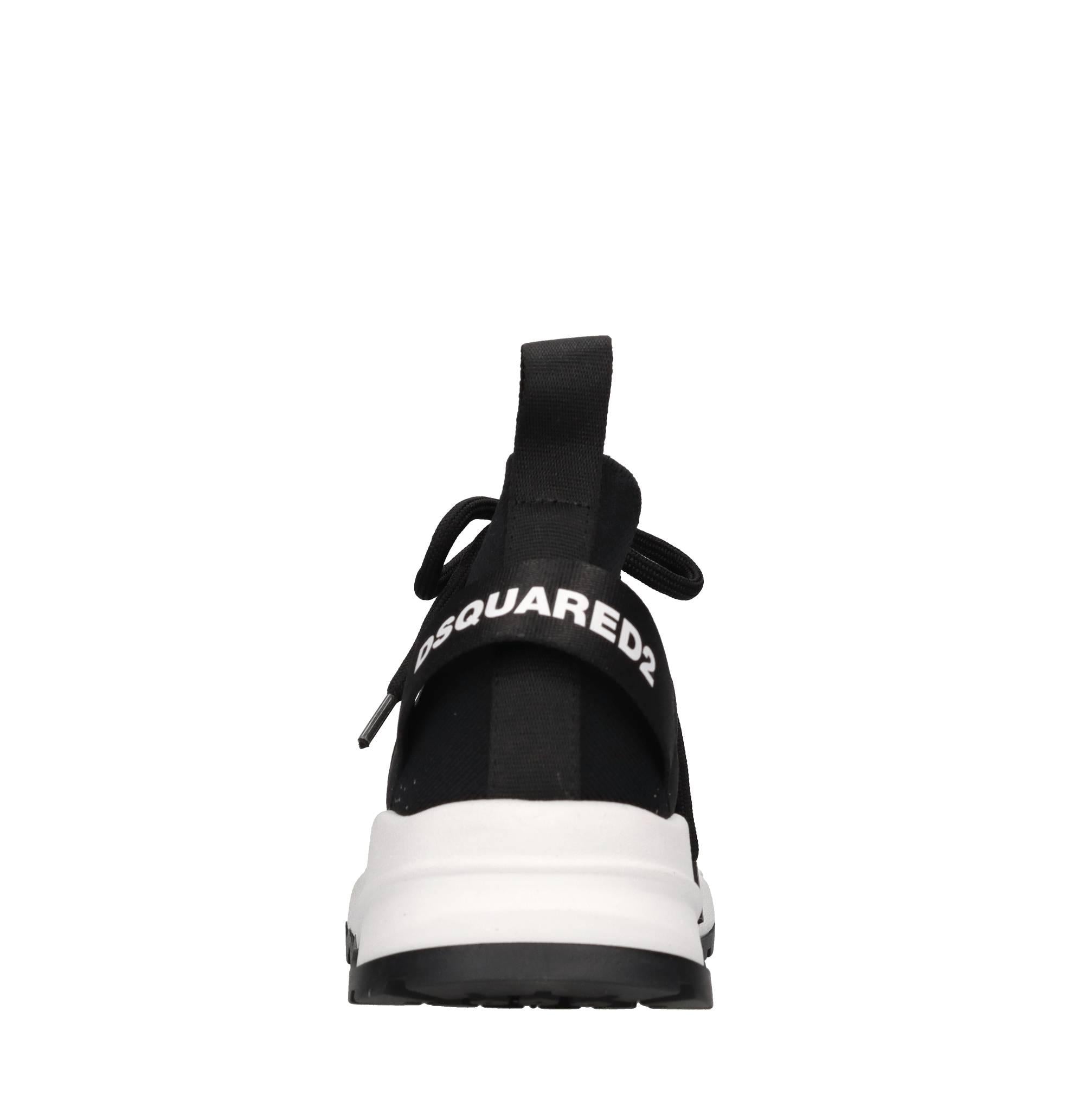 Sneakers in tessuto 