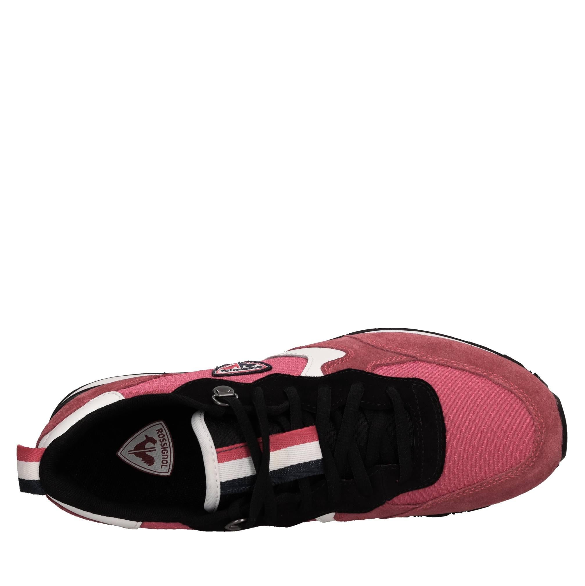 Sneakers in camoscio e tessuto 