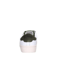 Sneakers in pelle 