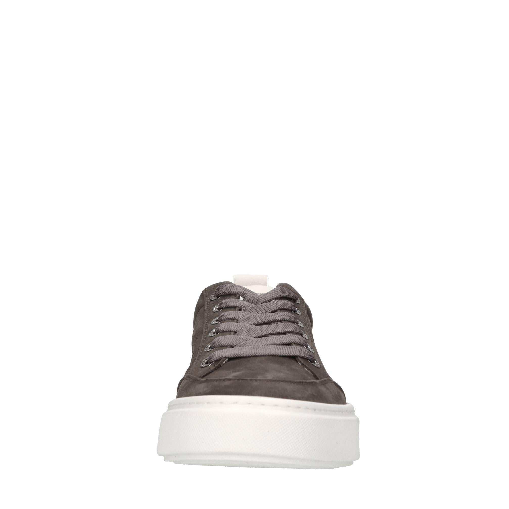 Sneakers in pelle ed ecopelle 