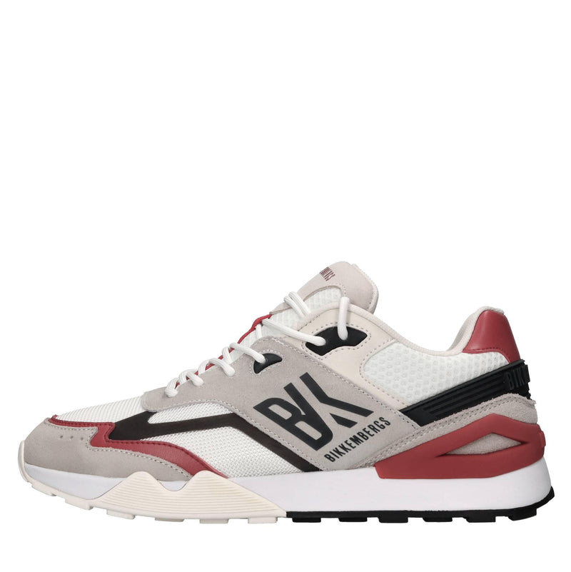 Sneakers in camoscio e tessuto 