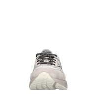 Sneakers in pelle e tessuto 