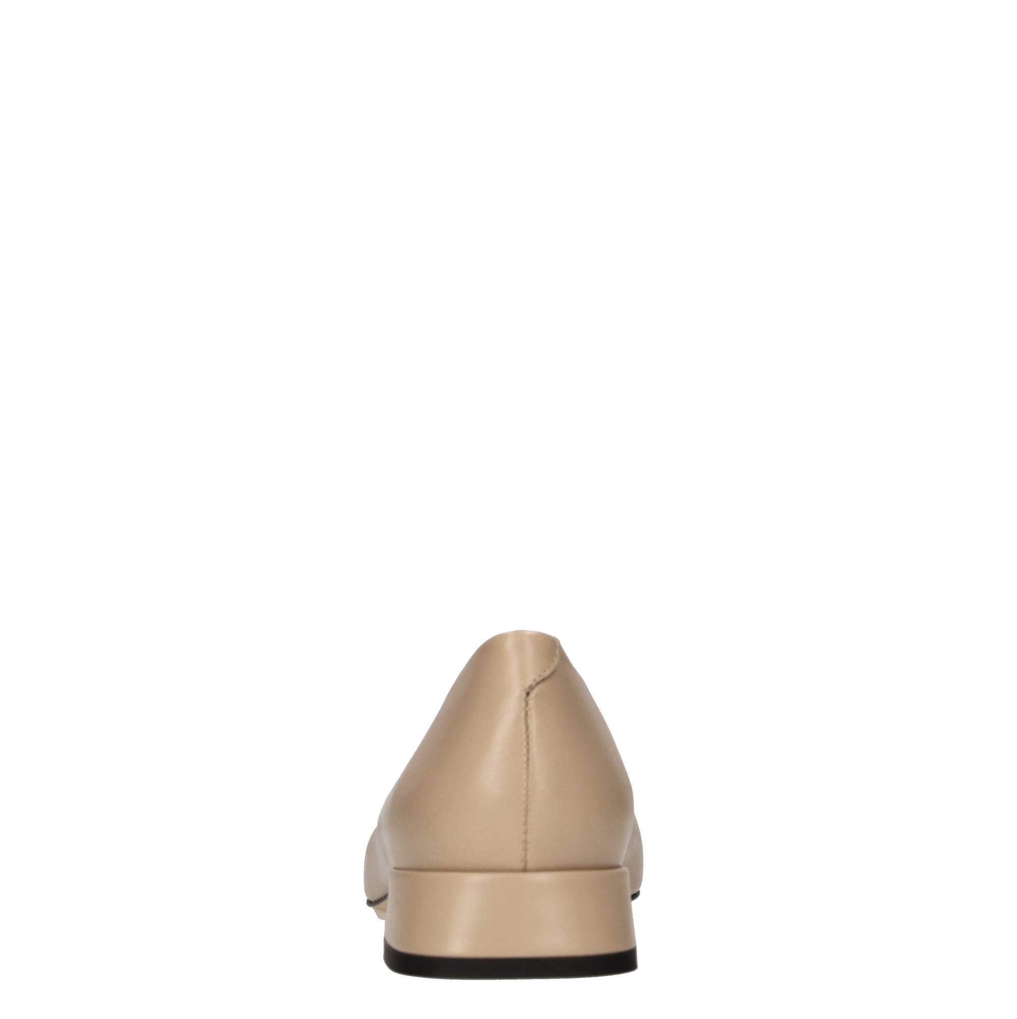 Décolleté in pelle 