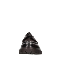 Stringate in pelle 