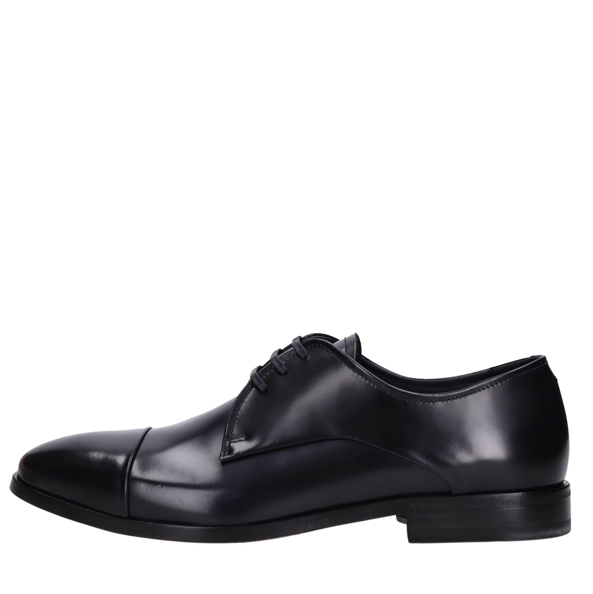 stringate in pelle 