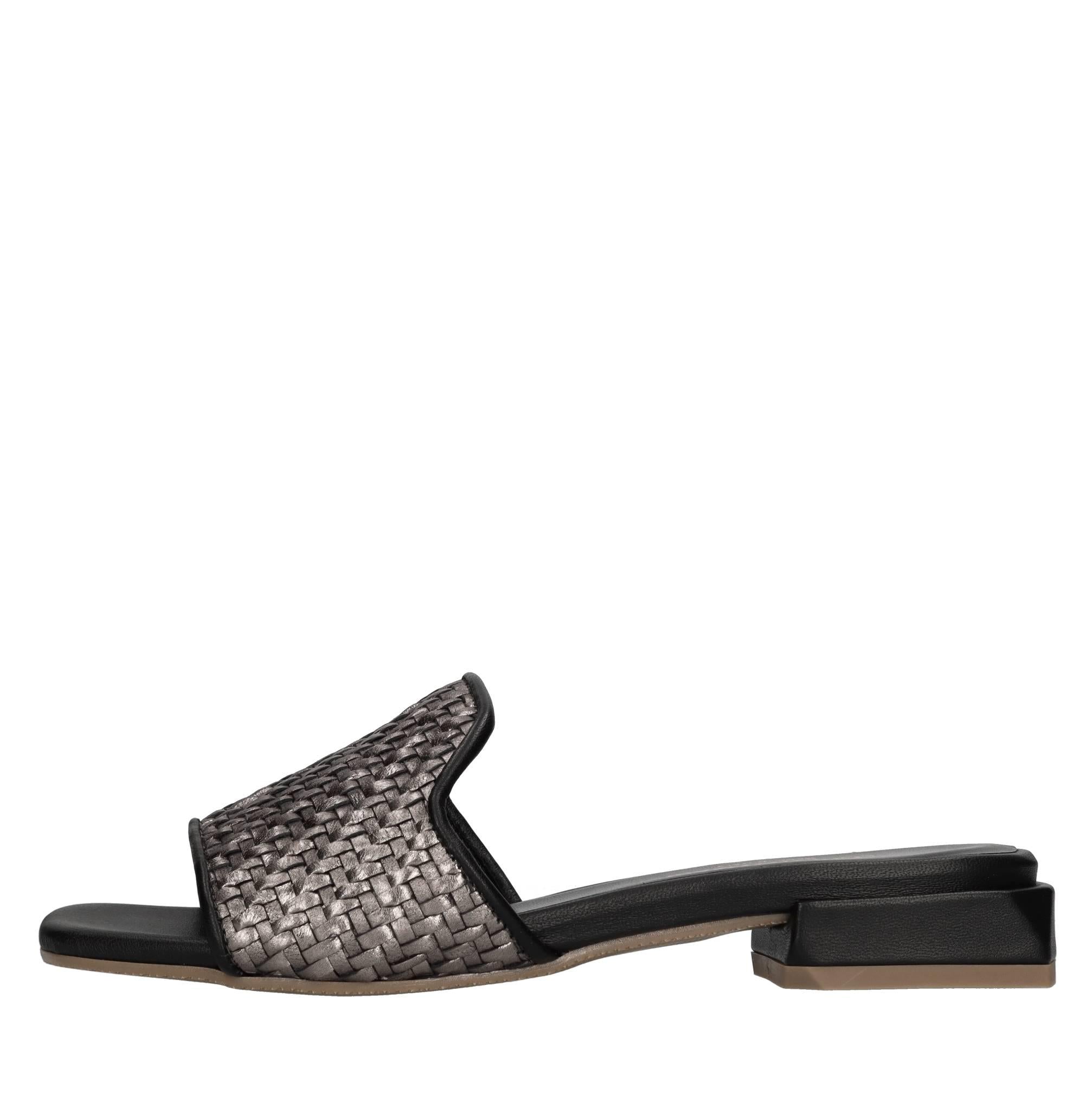 Mules in pelle 