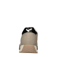 Sneakers in pelle ecopelle e tessuto 