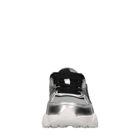Sneakers in tessuto 