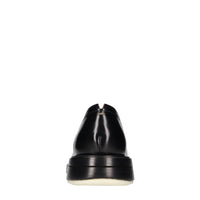 Stringate modello Sam in pelle 