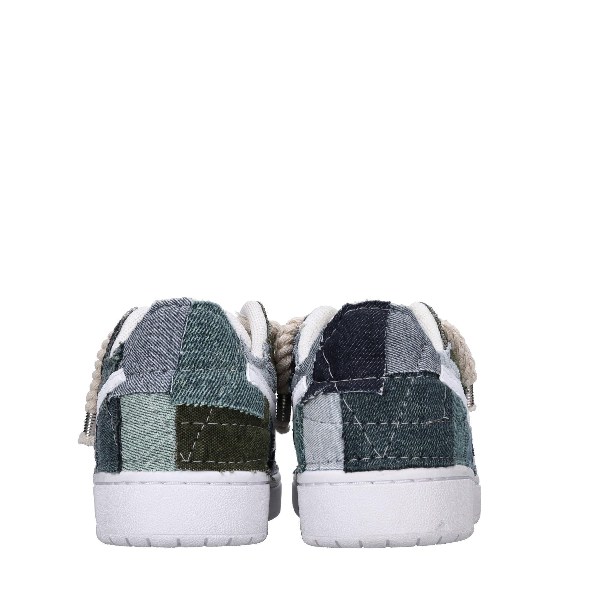 Sneakers in tessuto 