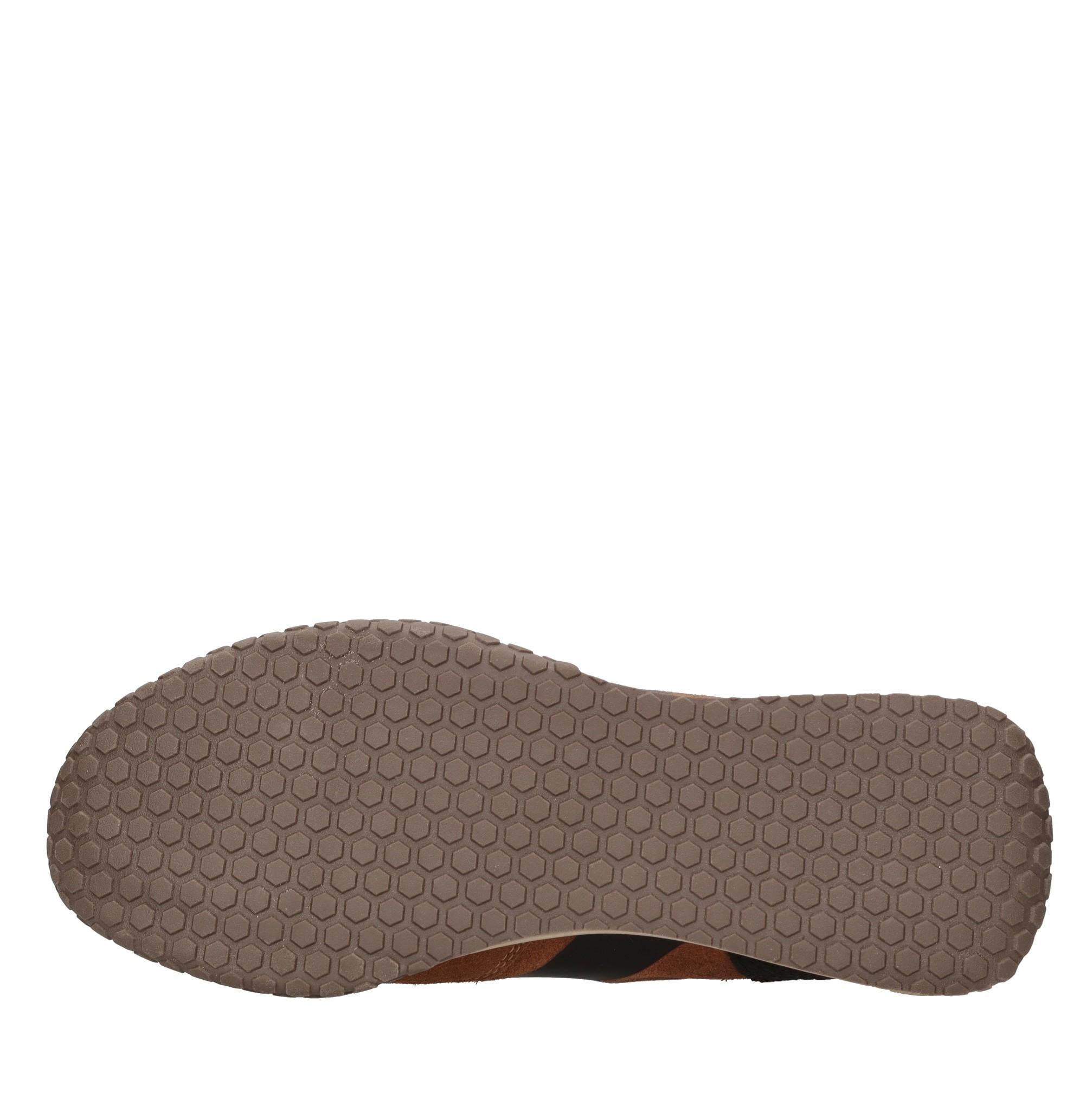 Sneakers in camoscio e gomma 