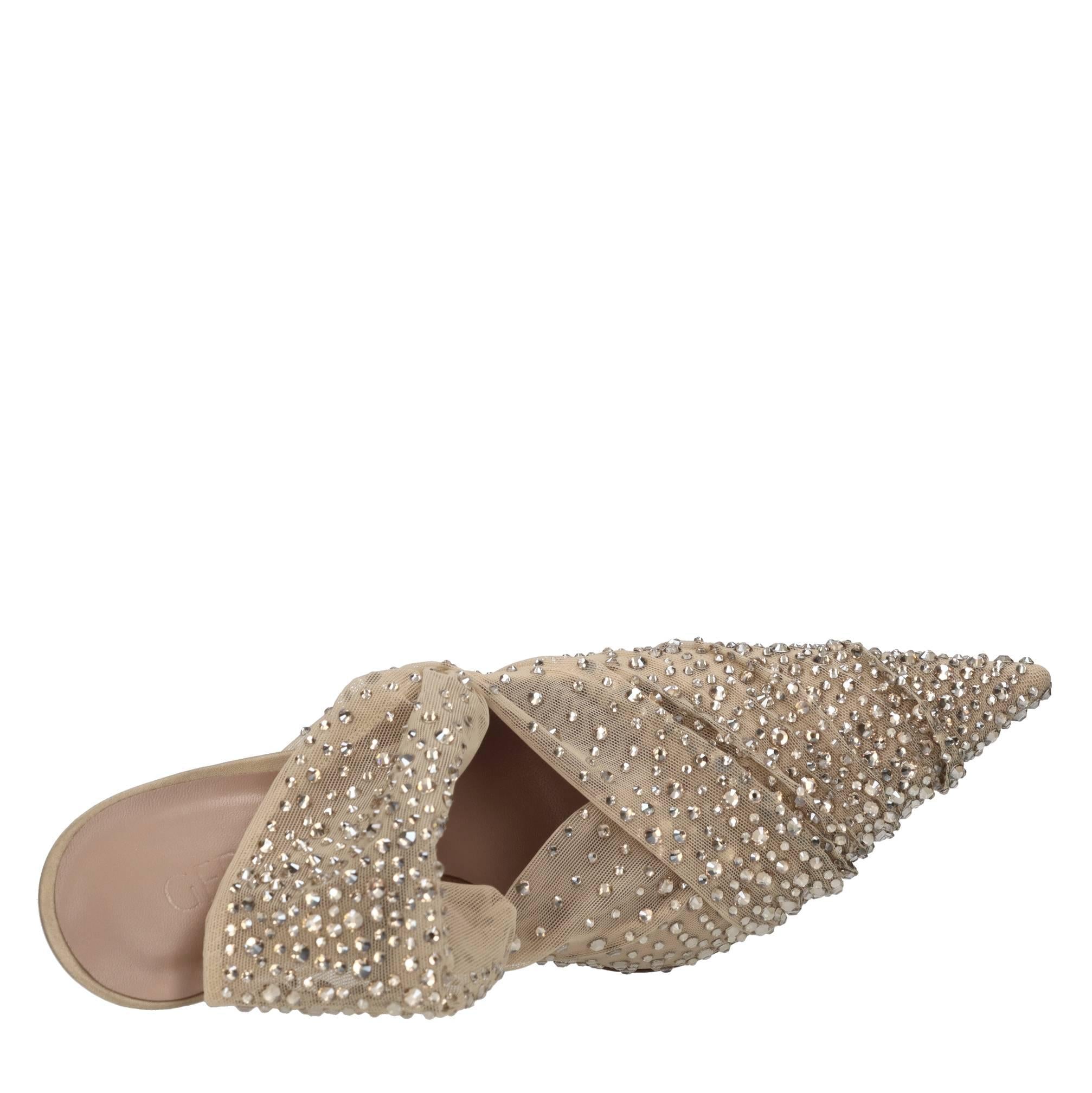 Décolleté slingback in tulle e strass 