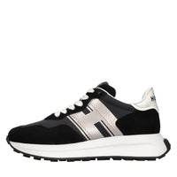 Sneakers in camoscio e tessuto 